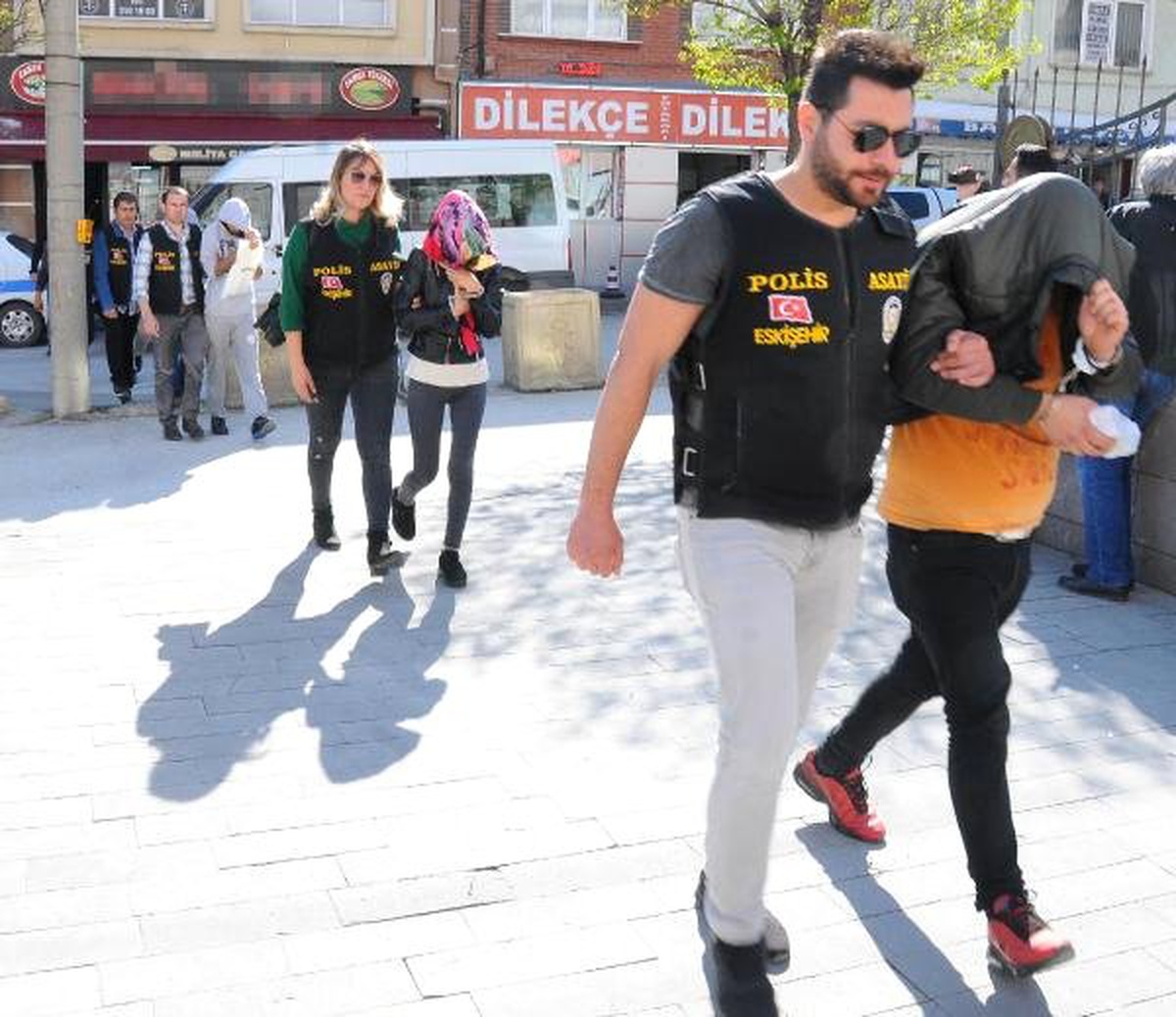Eskişehir Merkezli 3 İlde Fuhuş Operasyonu: 11 Gözaltı
