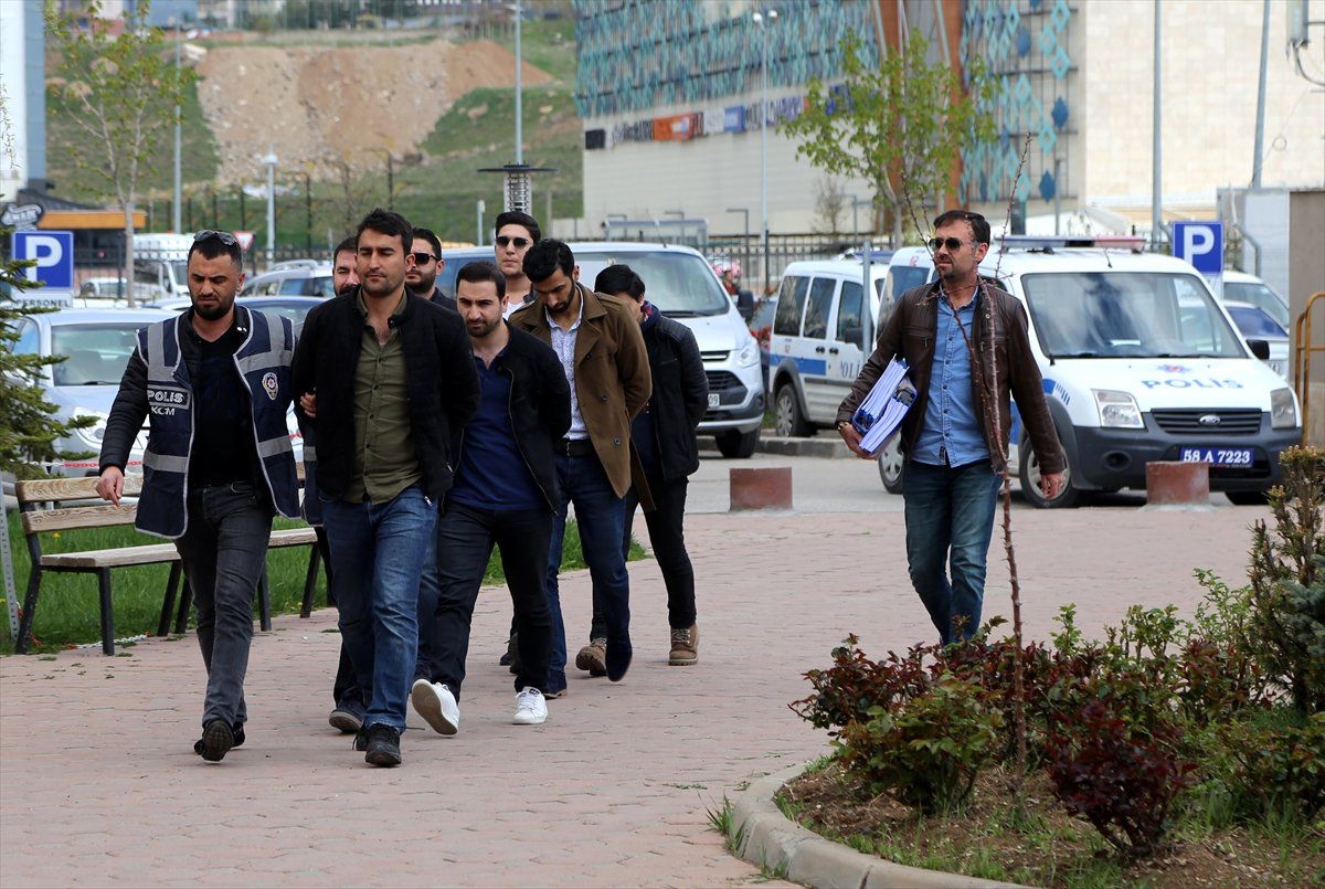Fetö\'nün Hücre Evlerine Operasyon