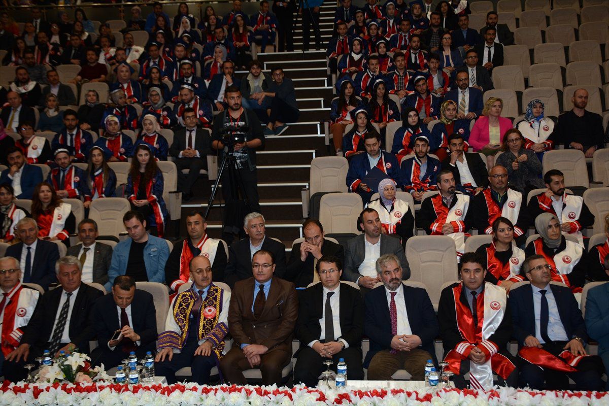 Gümüşhane Üniversitesinde Mezuniyet Töreni