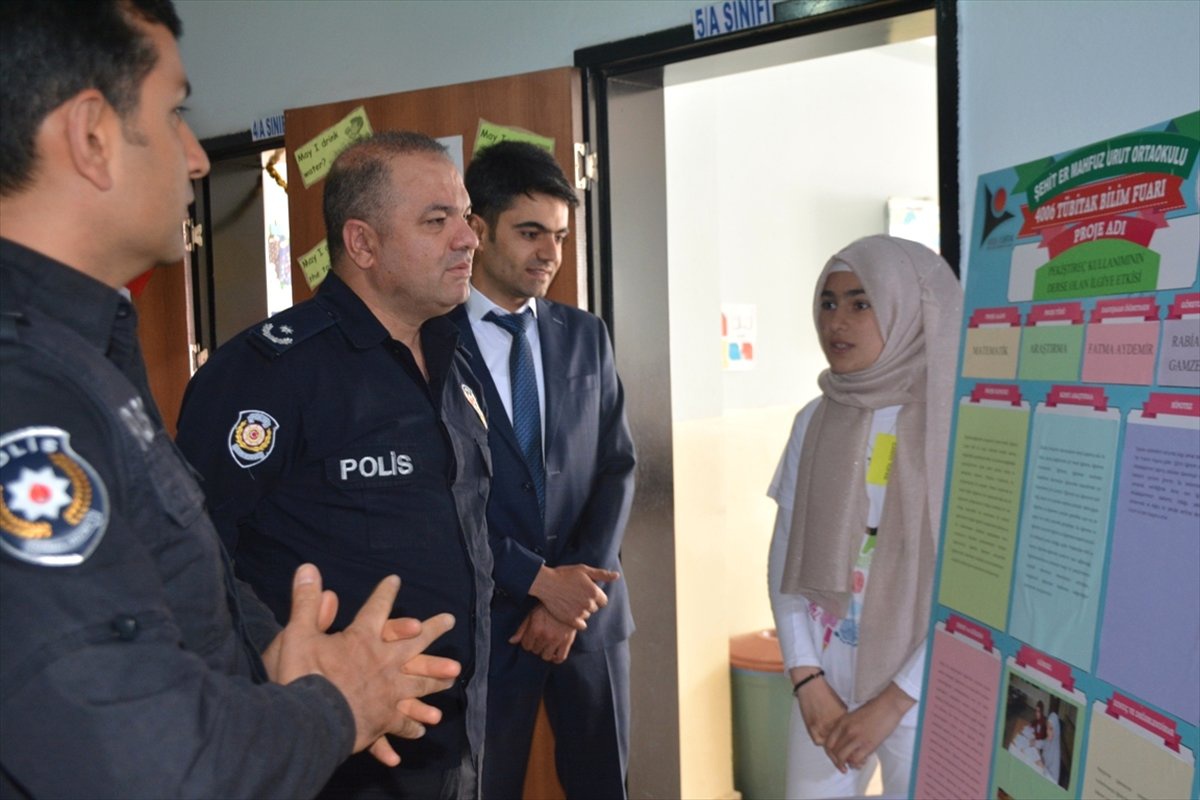 Güroymak\'ta "Tübitak 4006 Bilim Fuarı" Düzenlendi