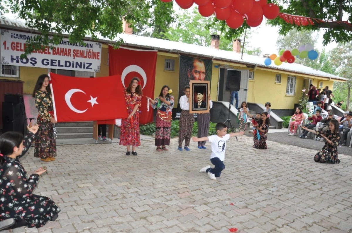 Hardallık Köyü\'nde Bahar Şenliği