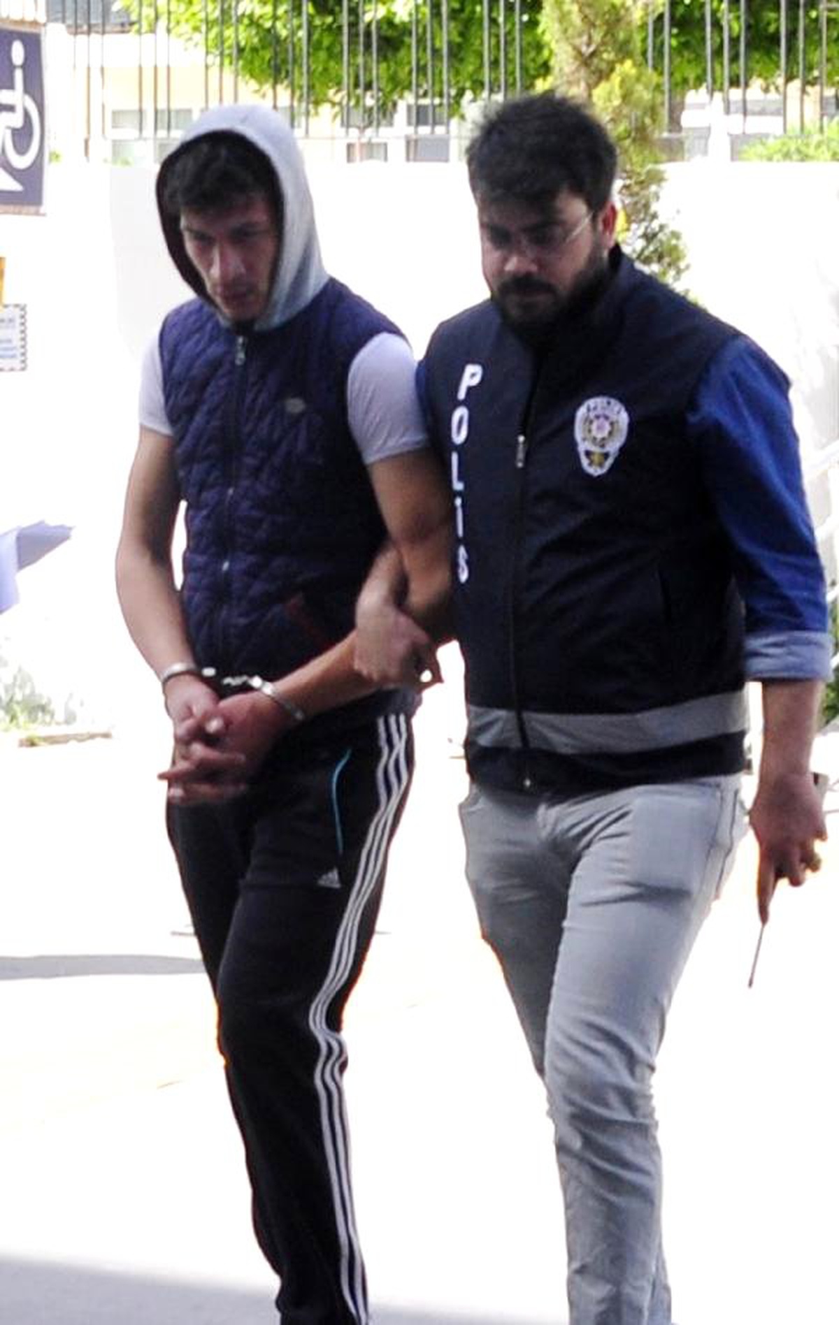 Hırsızlık İçin Otomobil Kiralamış