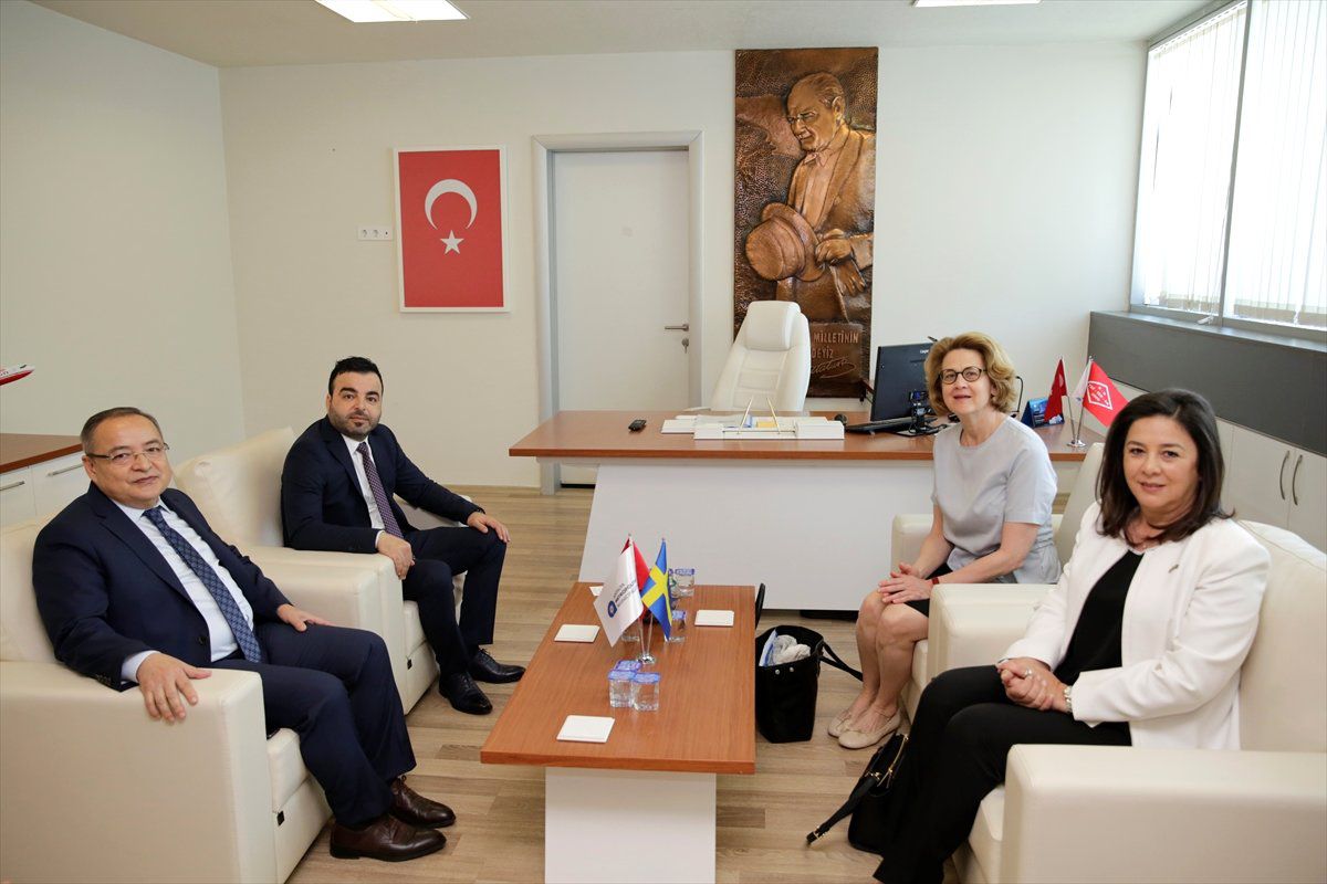 İsveçli Turistlerin Antalya\'ya İlgisi Her Geçen Gün Artıyor"