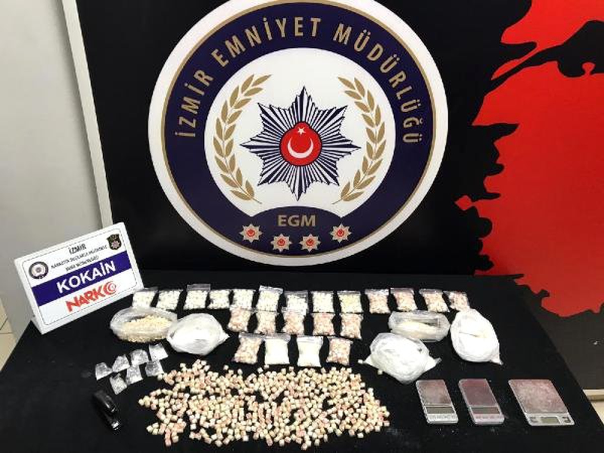 İzmir\'de Uyuşturucu Ticaretine 1 Gözaltı