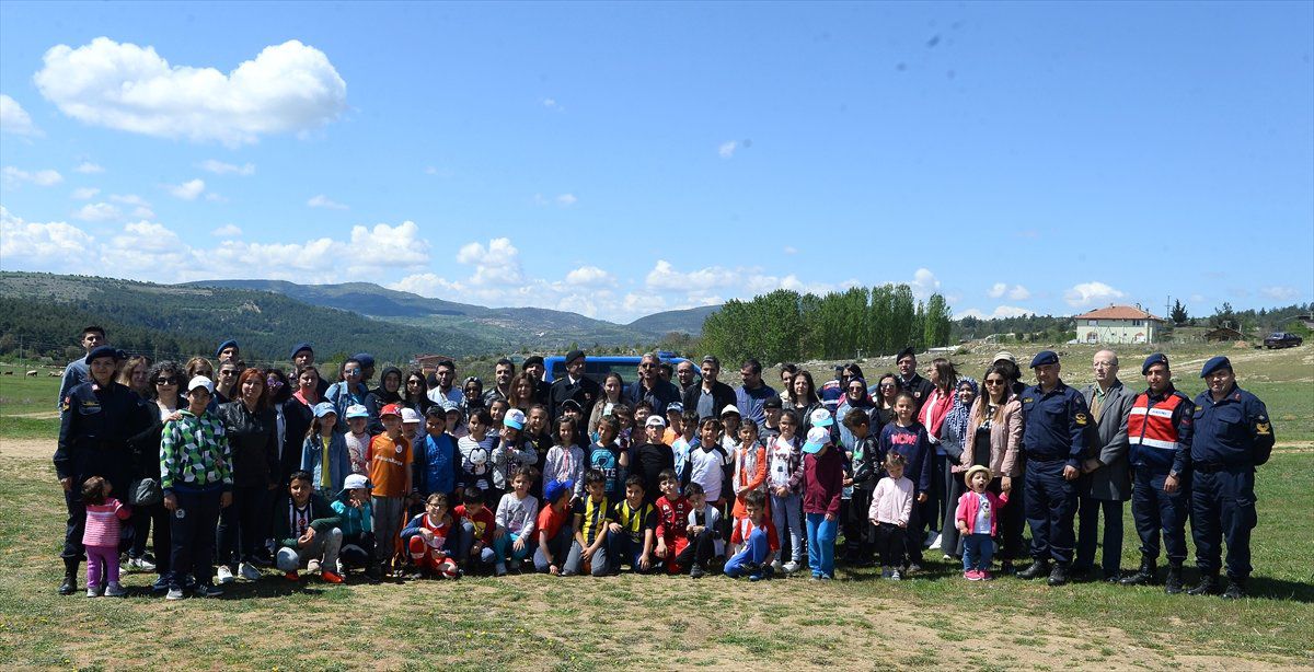 Jandarma\'dan Uçurtma Şenliği