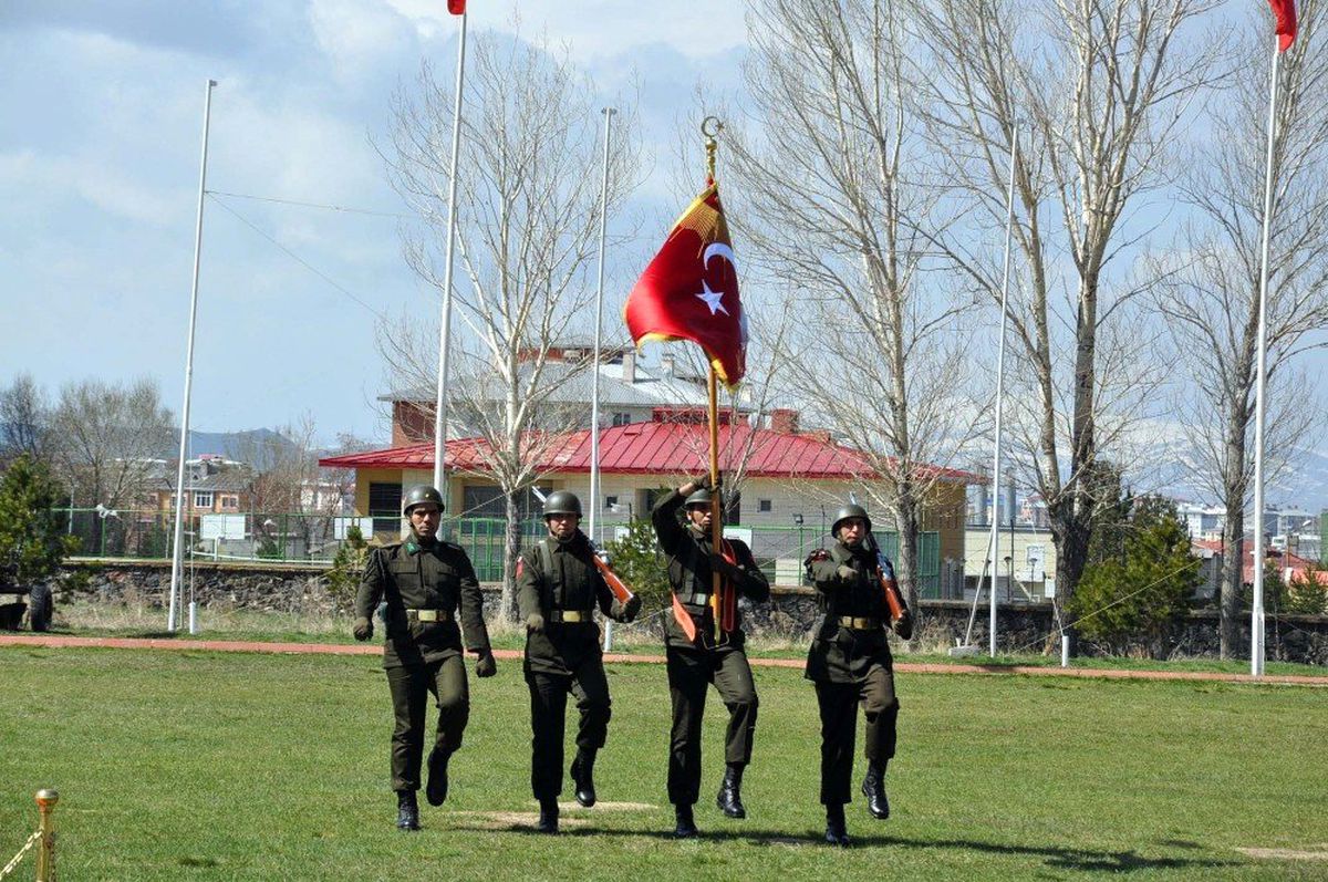 Kars\'ta Bedelli Askerler Yemin Etti