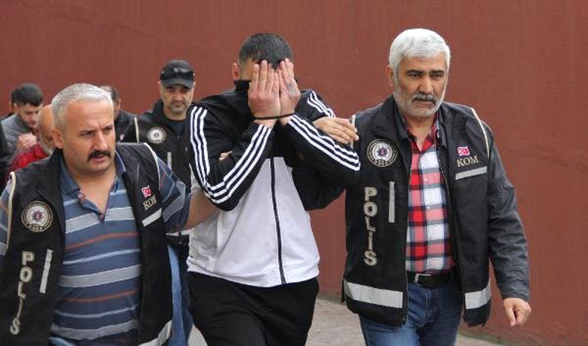 Kayseri\'de 2 Dizi Oyuncusu Kaçak İçki Operasyonunda Tutuklandı
