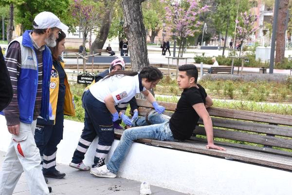 Kırıkkale\'de Duruşma Çıkışı Silahlı Kavga: 1 Yaralı