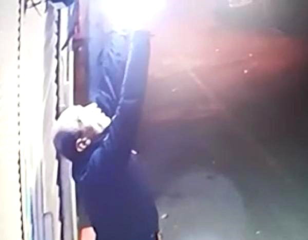 Lambadaki Ampulün Çalınması Kamerada