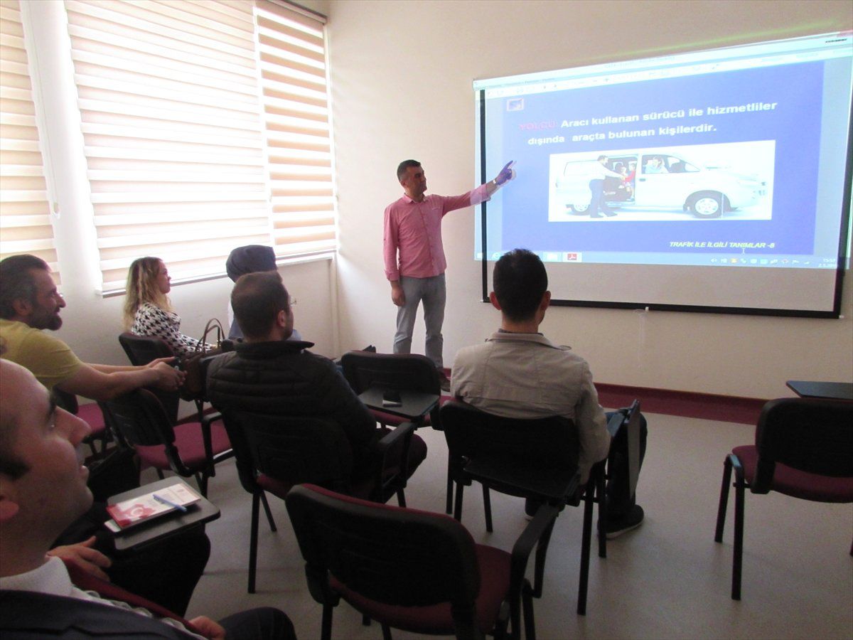 Motorlu Taşıt Direksiyon Eğitimi Sınav Sorumlusu Kursu