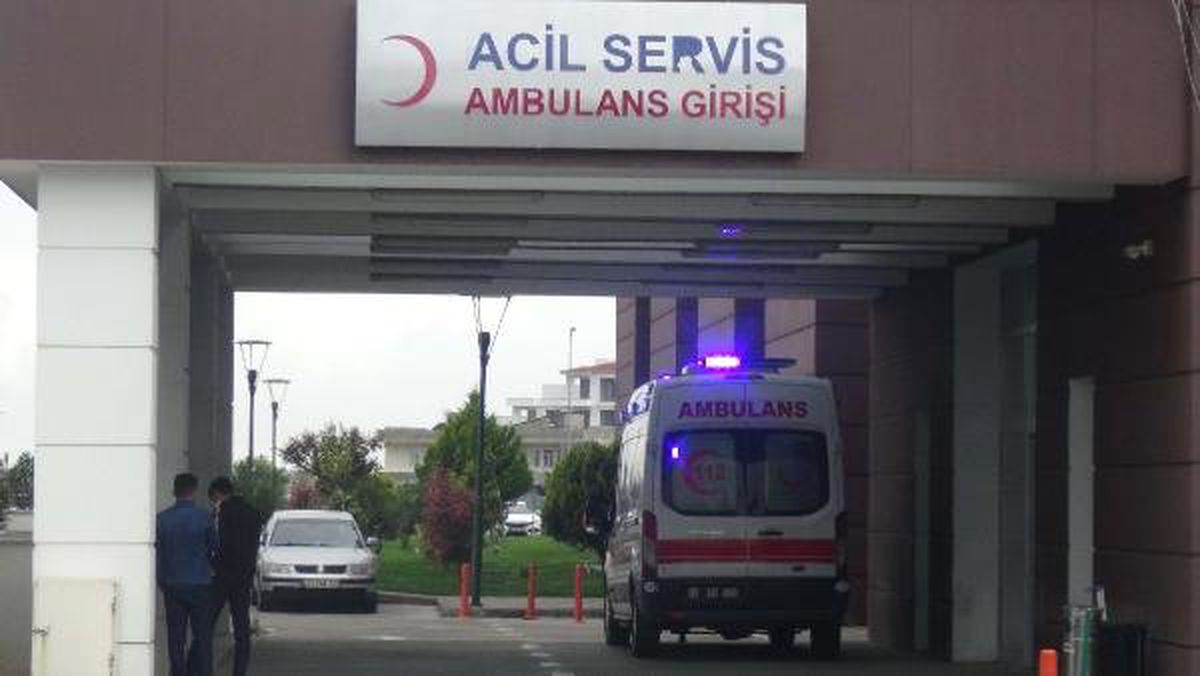 Otomobil Takla Atıp, Şarampole Devrildi: 4 Yaralı
