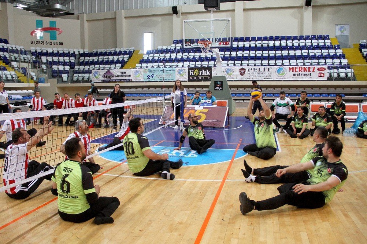 Oturarak Voleybol 1. Lig 2\'inci Etap Maçları Fethiye\'de Başladı