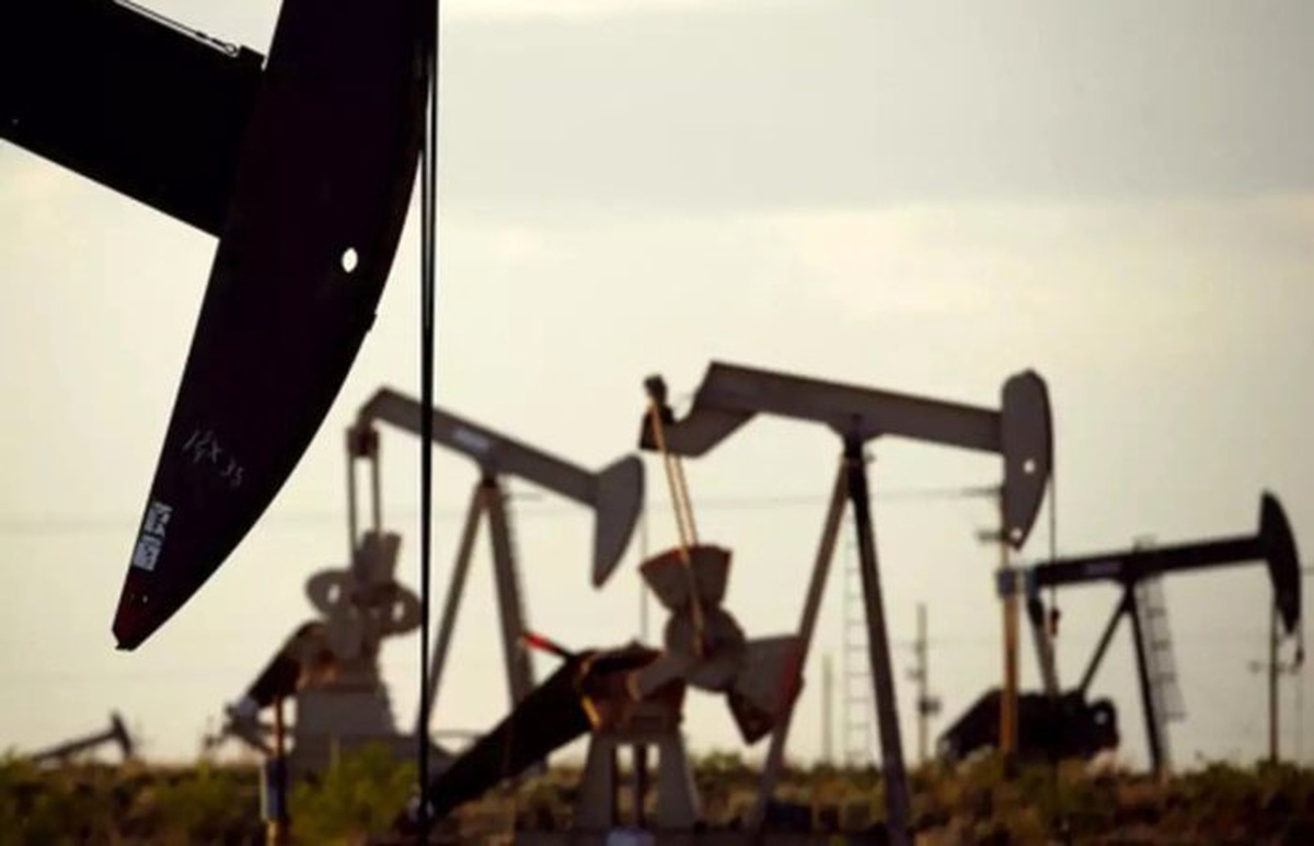 Petrol 1 ayın dip seviyesine yakın