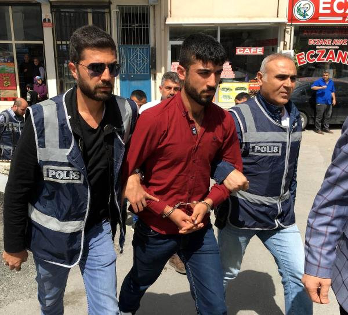 Polisle Çatışan 4 Saldırgan, Saklandıkları Adreslerde Yakalandı