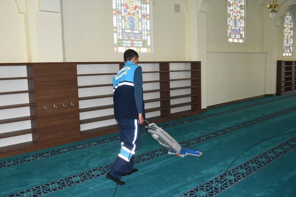 Şahinbey\'de Camiler Ramazan Ayına Hazır