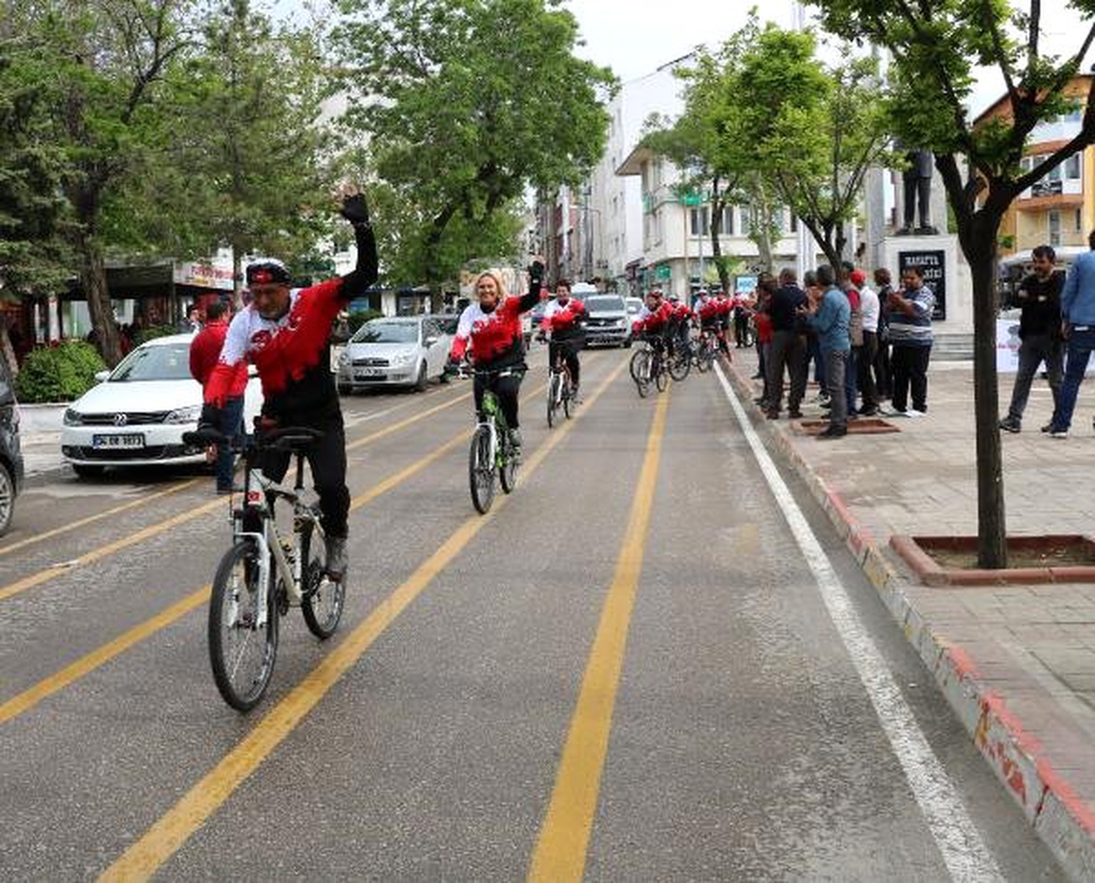 Selanik\'ten, Samsun\'a 1453 Kilometre Pedal Çevirecekler