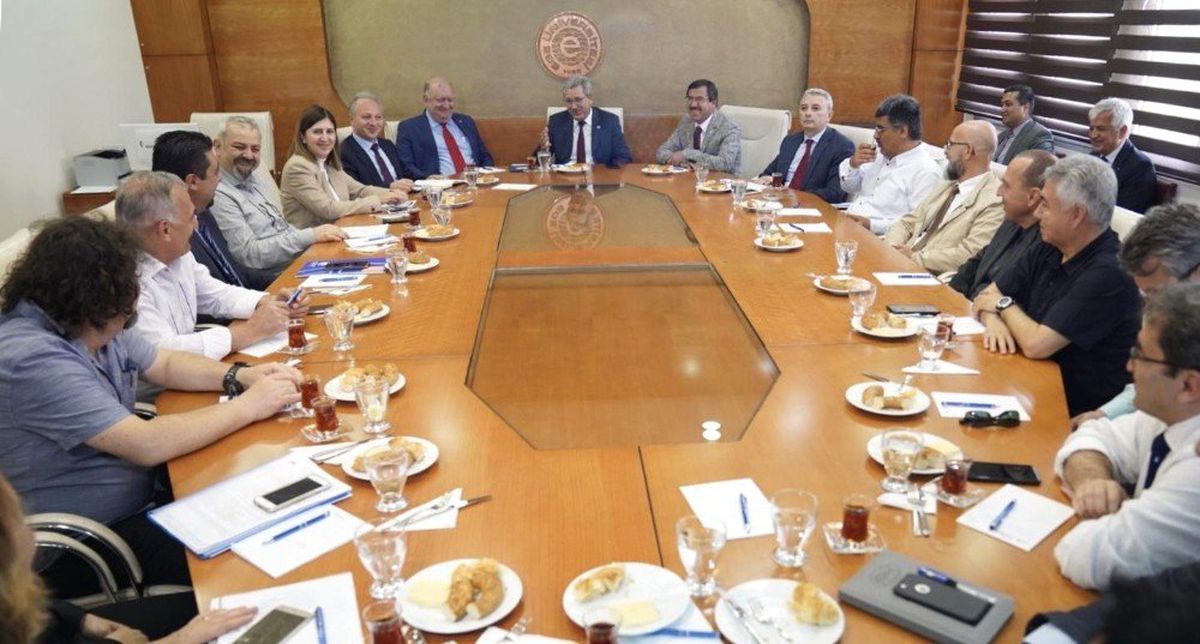 Su Ürünleri Dekanlar Konseyi Toplantısı Ege\'de Yapıldı