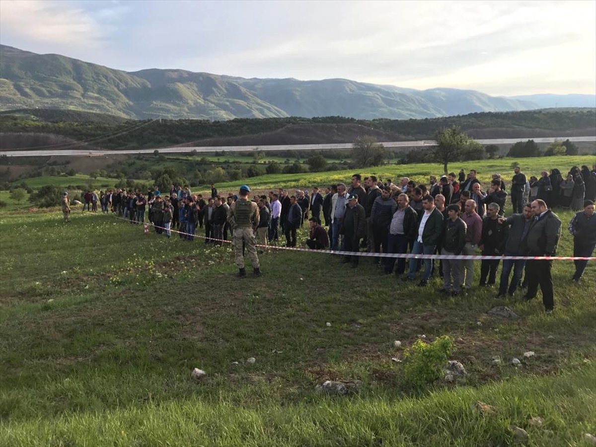 Taziyeden Dönenleri Taşıyan Otobüs Devrildi: 2 Ölü, 10 Yaralı