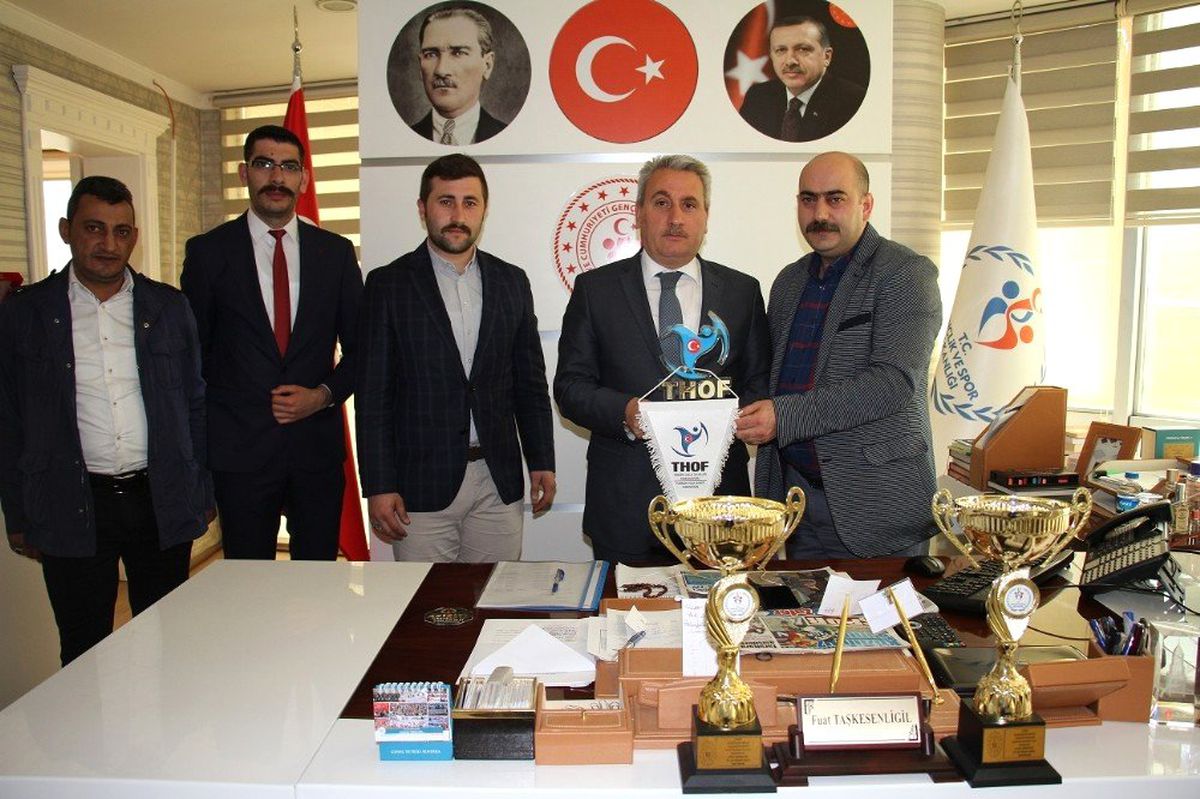 Thof\'dan Taşkesenligil\'e Teşekkür