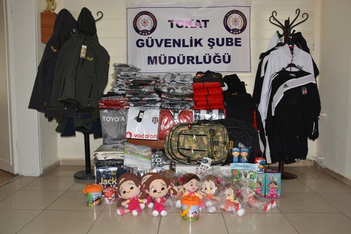 Tokat\'ta 321 Taklit Ürüne El Konuldu