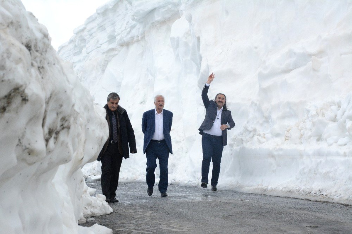 Türkiye\'nin En Büyük Kalderasında Kar Kalınlığı 8 Metre
