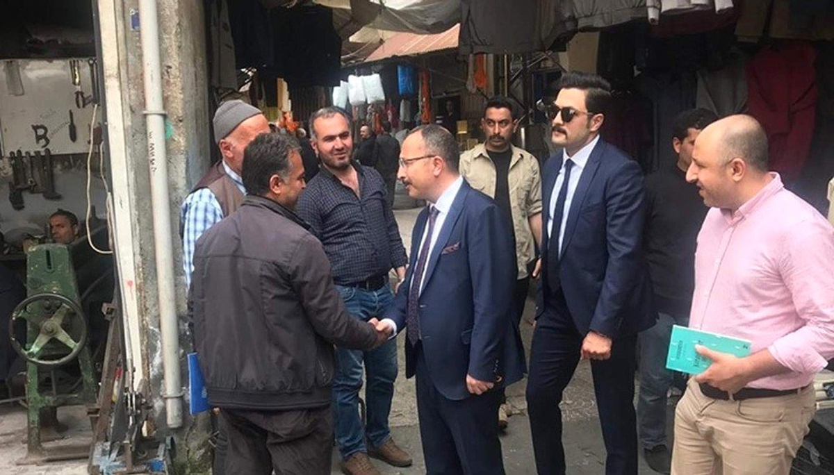 Vali Atik Esnafı Ziyaret Etti
