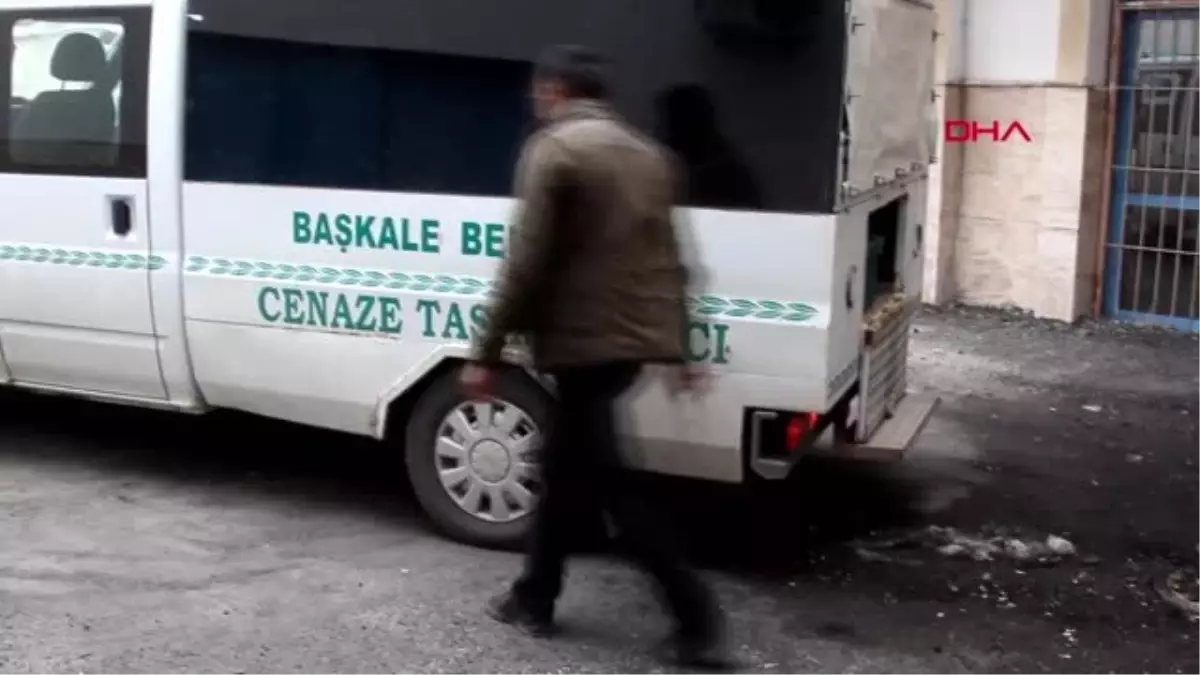 Van İran Sınırında Yine Donarak Ölen 6 Erkeğin Cesedi Bulundu