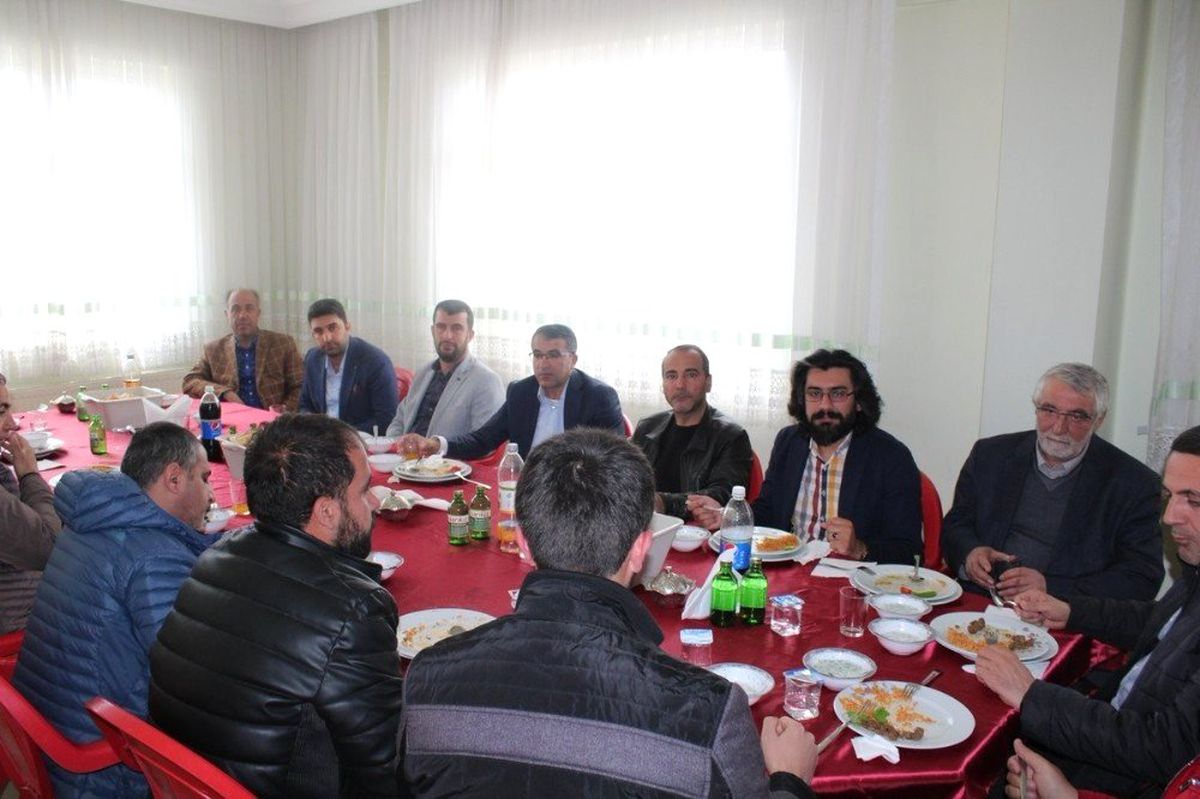 Van Osb\'de Dayanışma ve İstişare Toplantısı