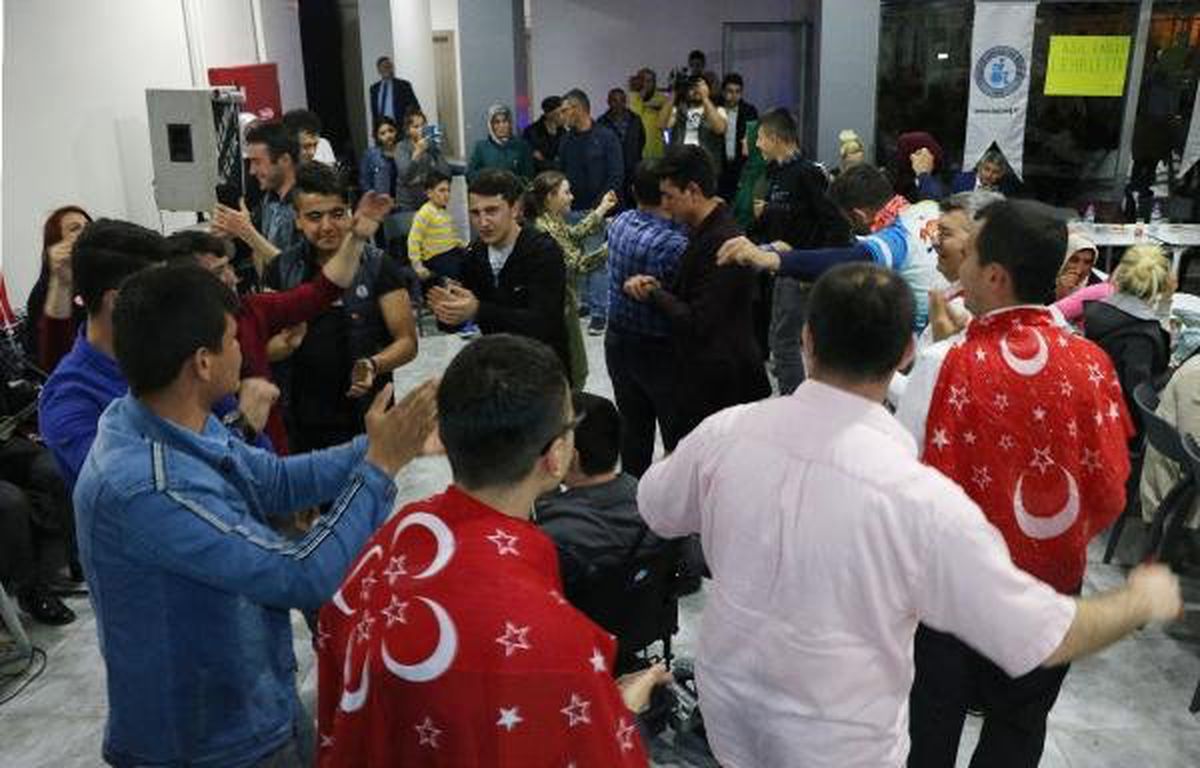 Afyonkarahisar\'da Engelliler İçin Asker Gecesi