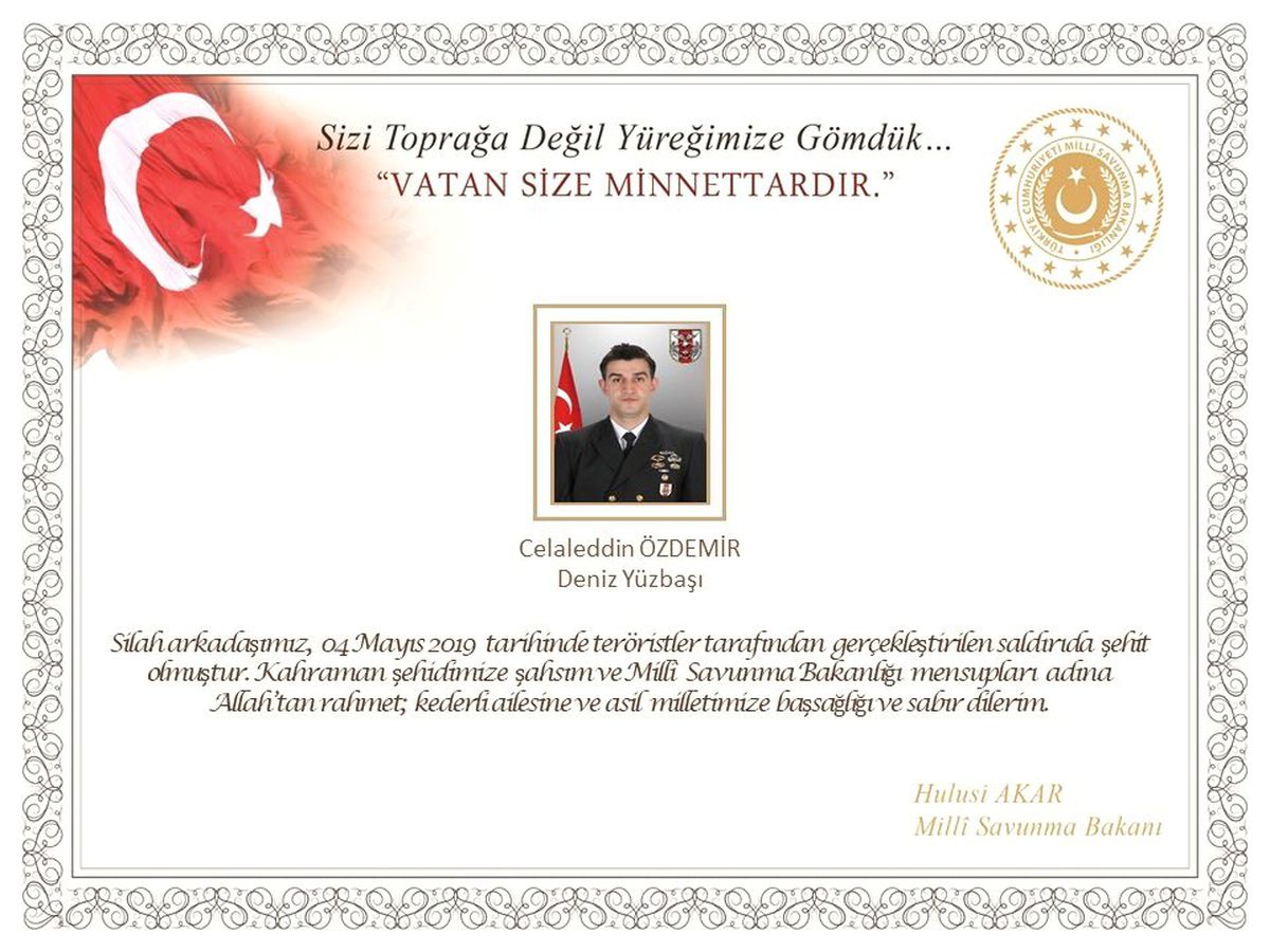 Bakan Akar\'dan Şehit Askerlerin Ailelerine Taziye Mesajı