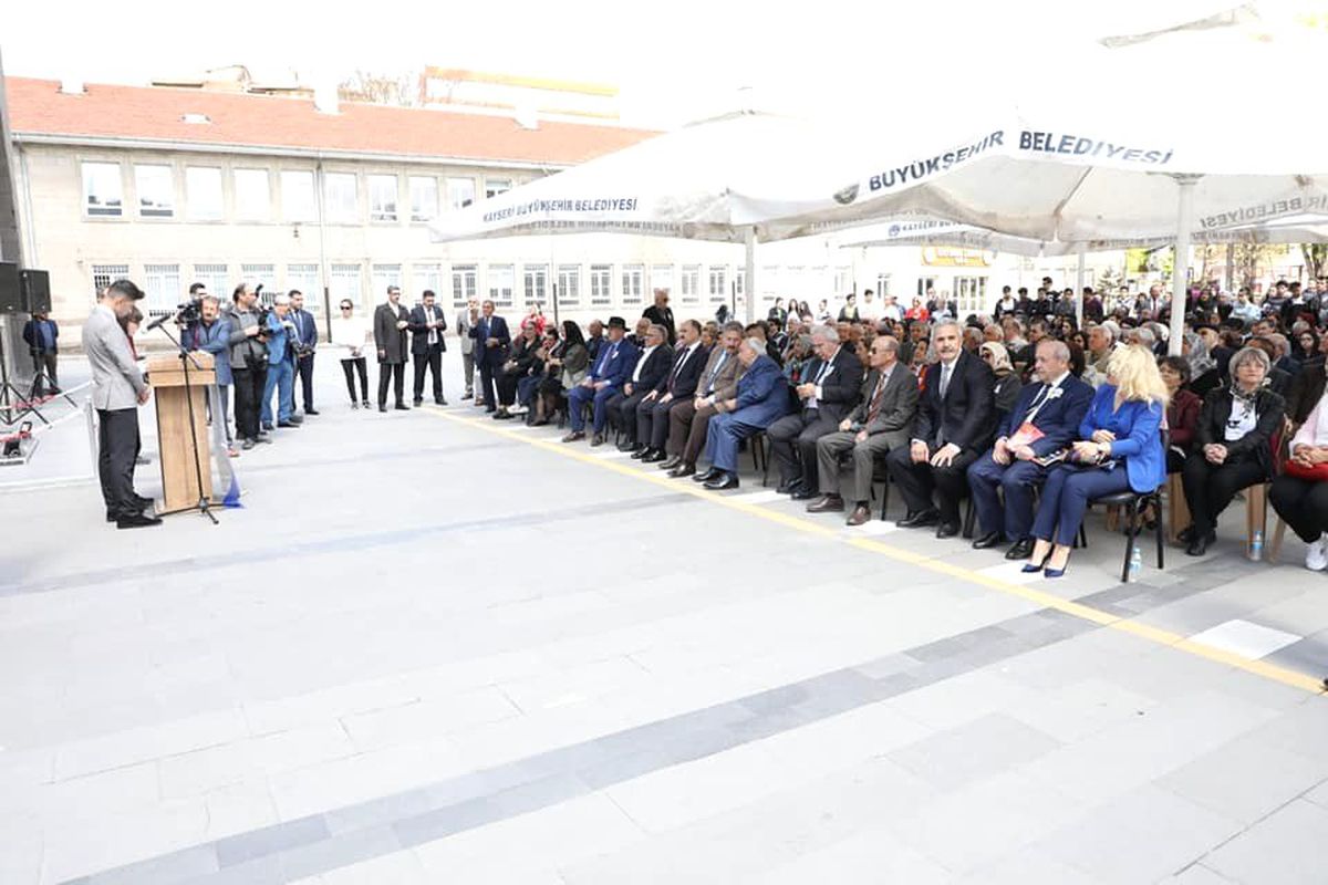 Başkan Dr. Mustafa Palancıoğlu, Kayseri Lisesi Mezunları Derneği Geleneksel Buluşması\'nda