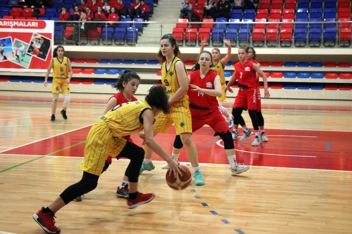 Basketbol Yıldızlar Türkiye Birinciliği Finalistleri Belli Oldu