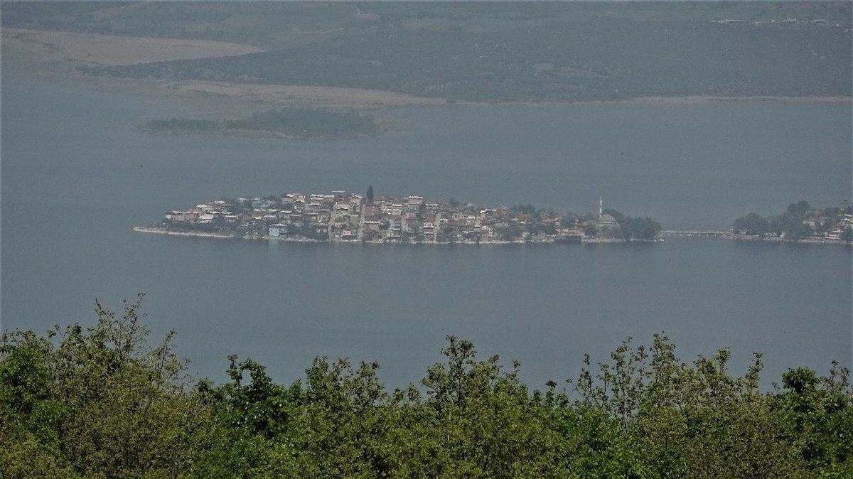 Bu Köye Gelip Manzarasını Görenler Hayran Kalıyor