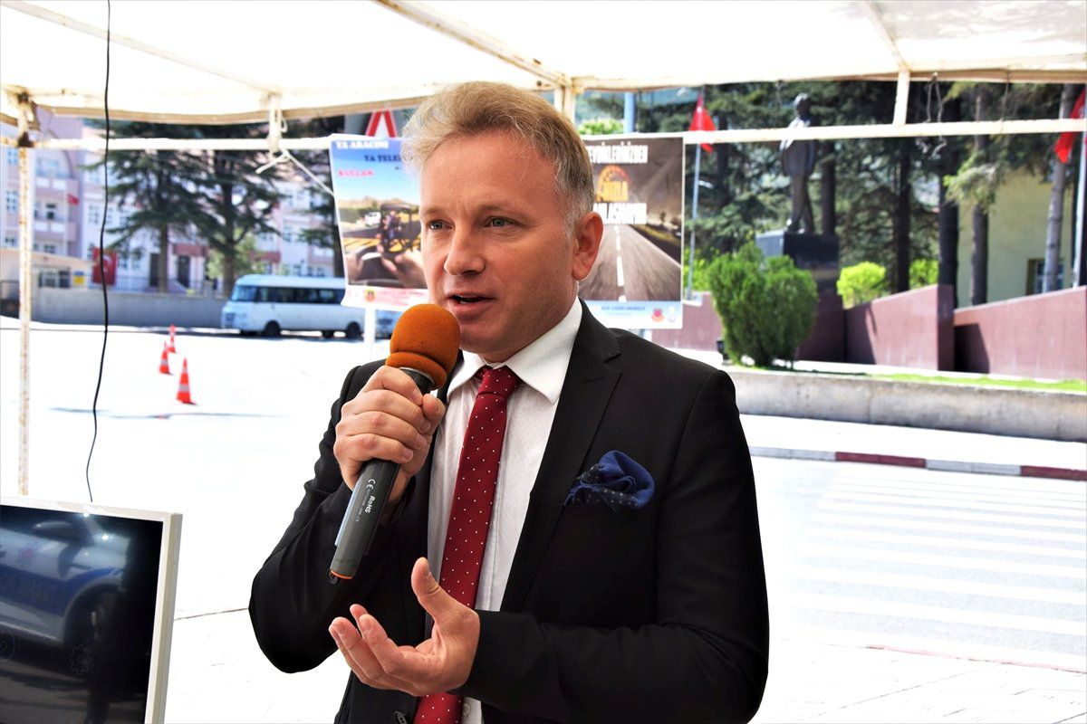 Çay\'da Trafik Haftası Etkinlikleri