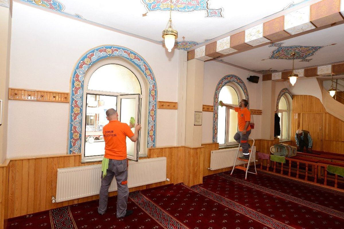 Çorum\'da Camiler Ramazan\'a Hazırlanıyor