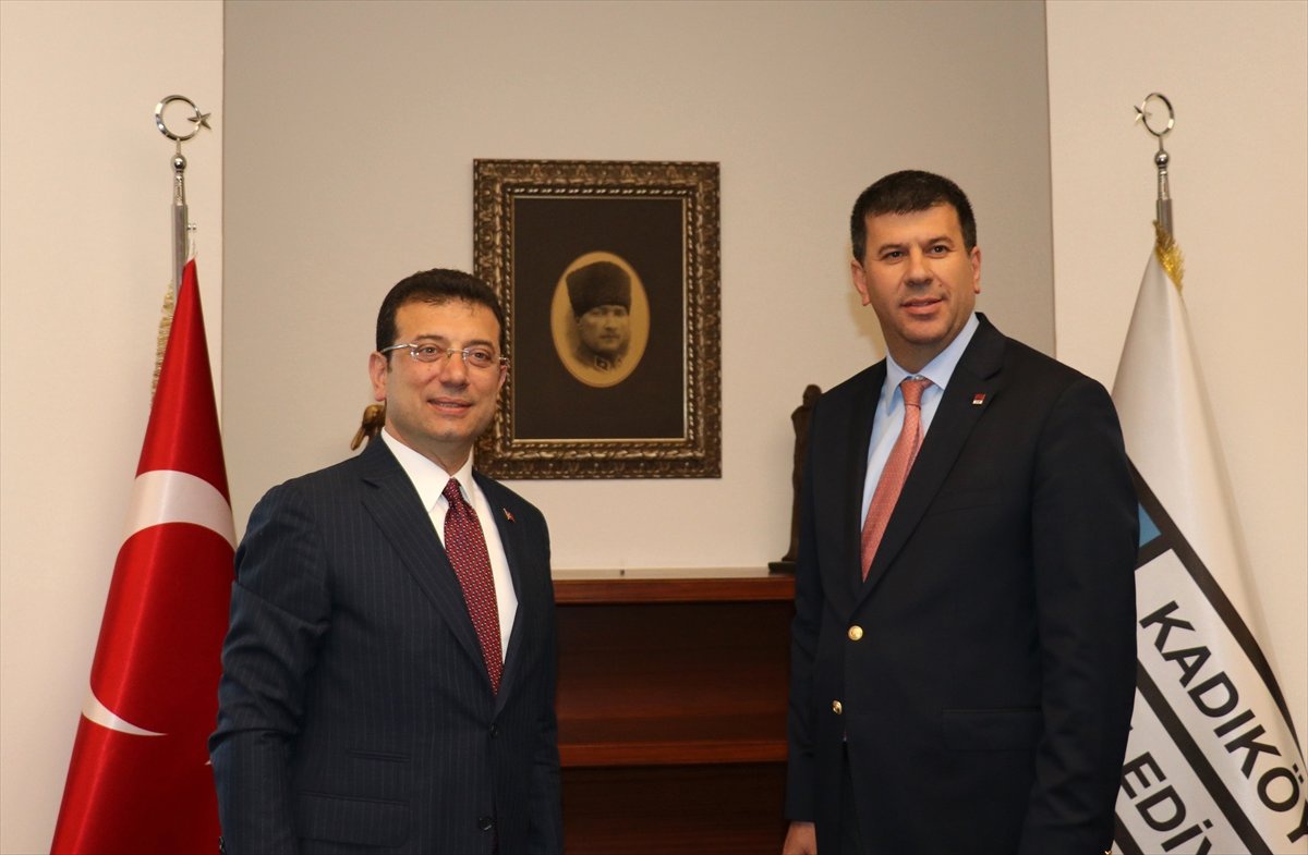 Ekrem İmamoğlu Kadıköy Belediyesi\'ni Ziyaret Etti
