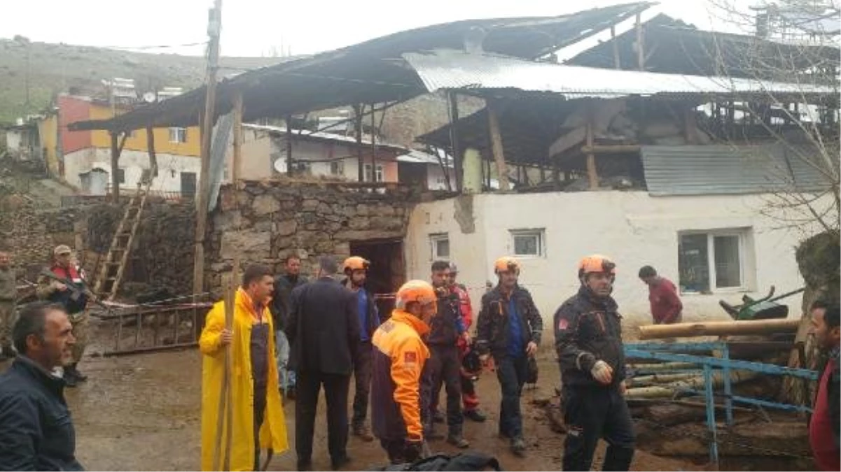 Erzurum\'da Ahır İnşaatında Çökme: 2 Ölü, 6 Yaralı - Yeniden