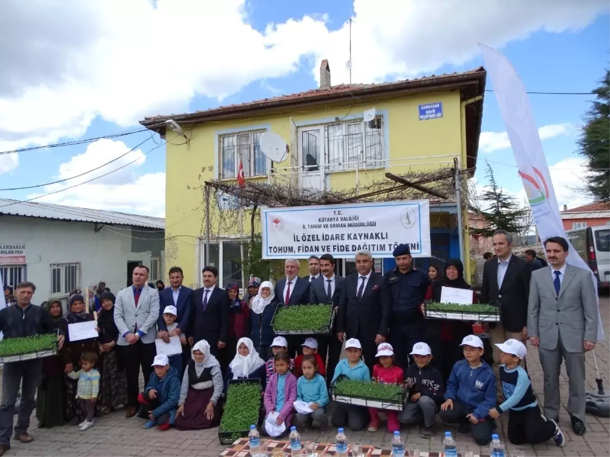 Genç Çiftçilere 229 Bin Adet Adaçayı Fidesi Dağıtıldı