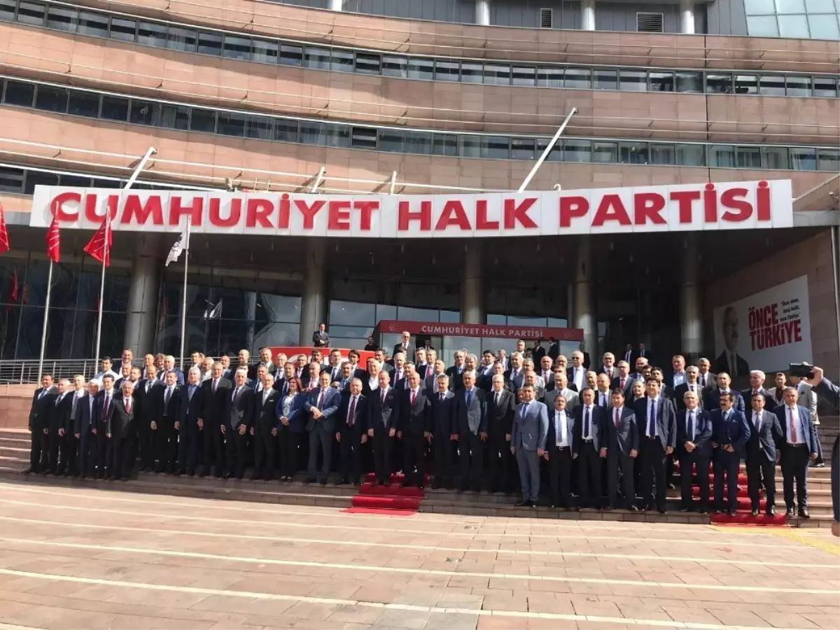 Günel, CHP\'li Belediye Başkanları Toplantısına Katıldı