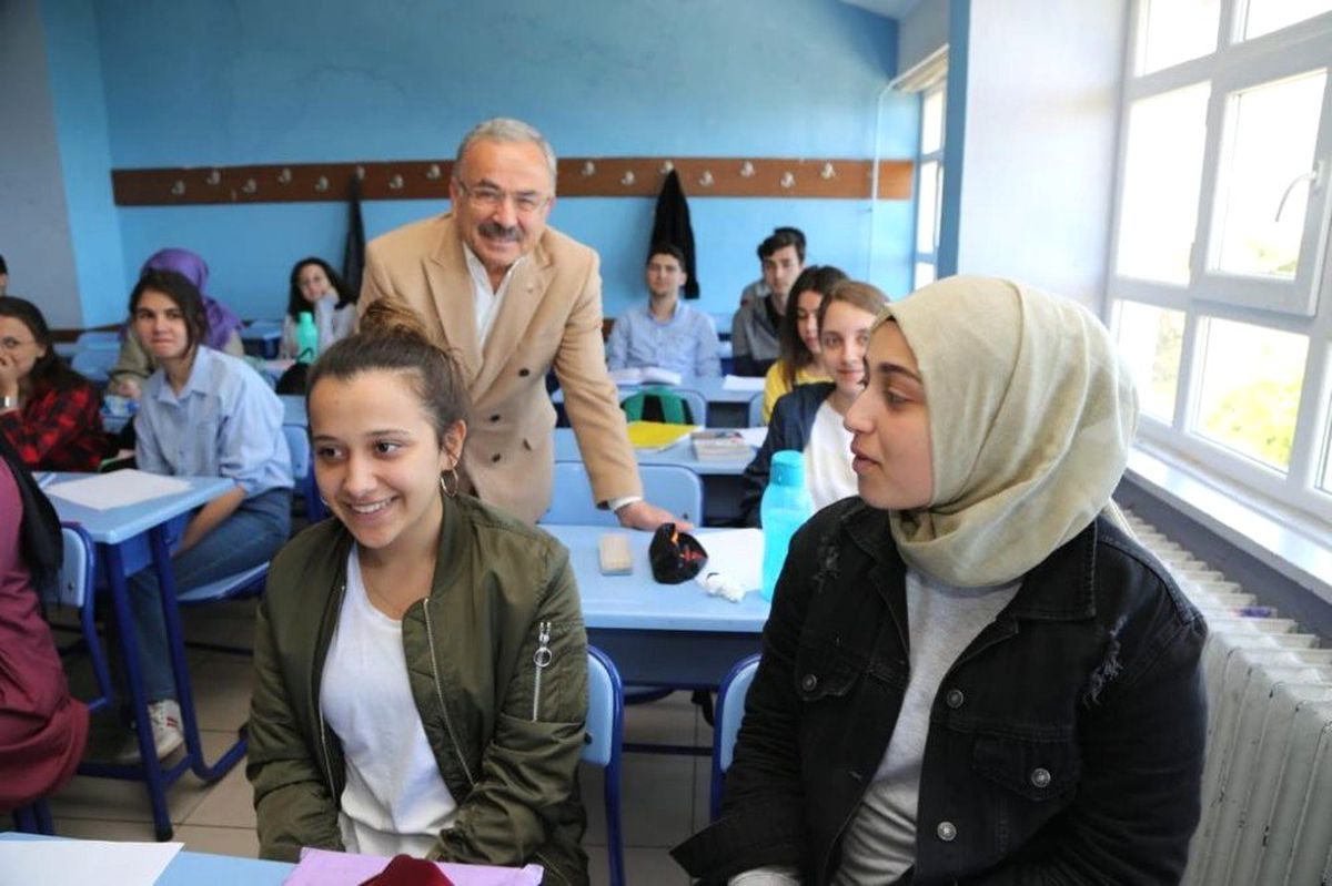 Hilmi Güler\'den Örnek Proje