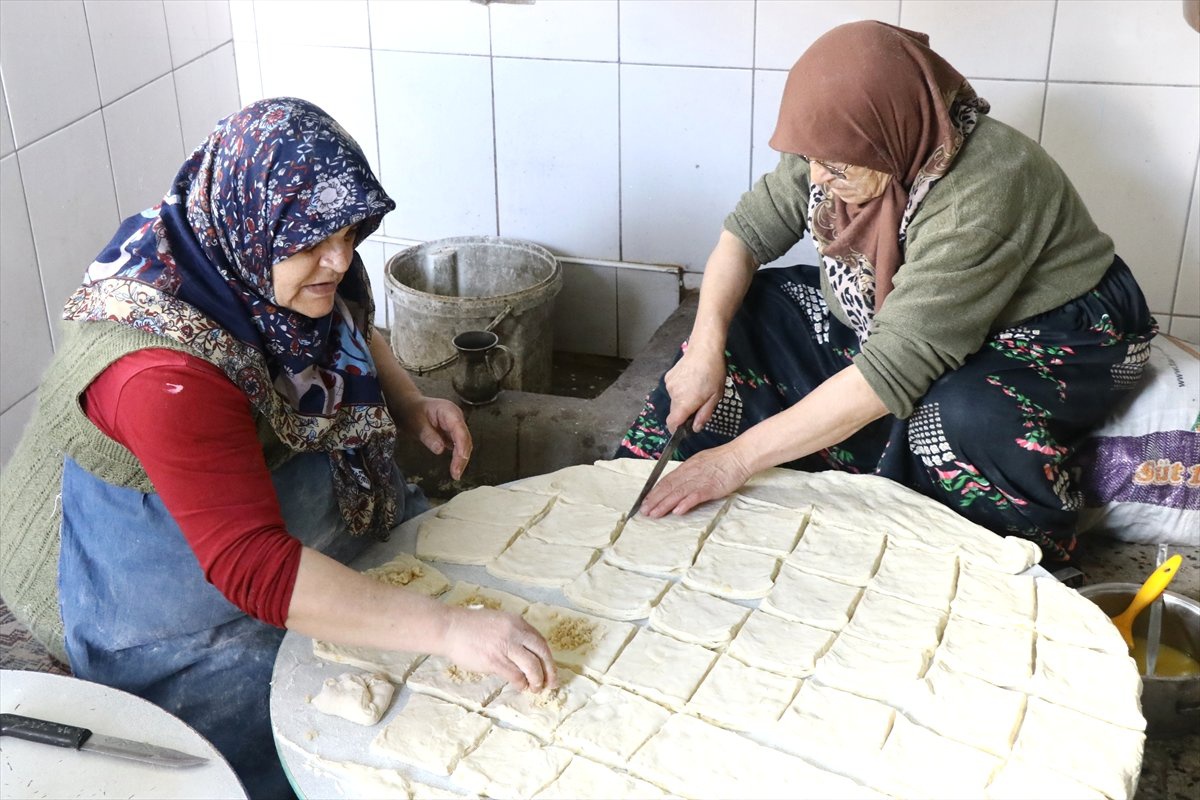 Huzur ve Bereket Ayı Ramazan - Köy Fırınlarında "Ramazan" Telaşı