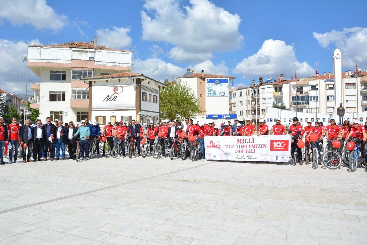 Korkuteli\'nde 100\'üncü Yıl Şehir İçi Bisiklet Turu