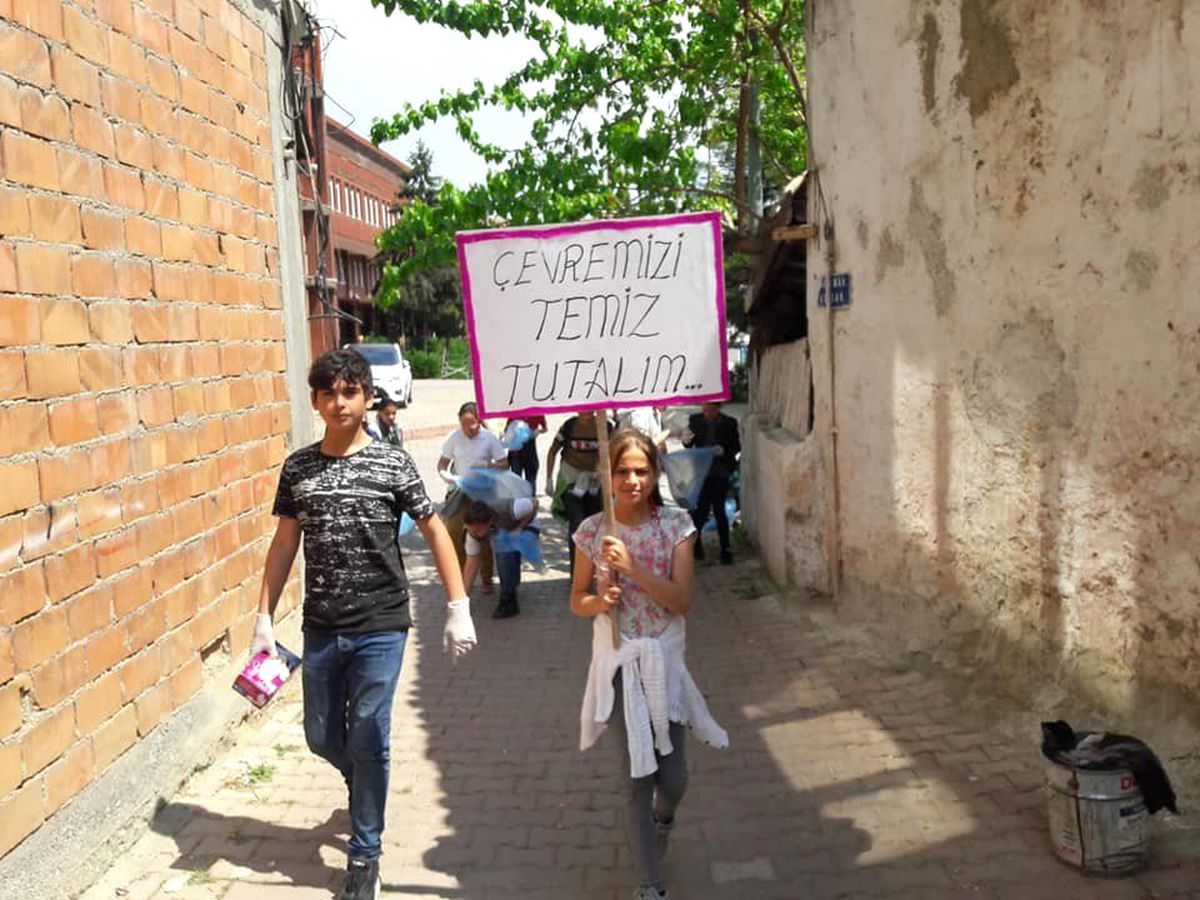 Öğrencilerden Duyarlı Davranış