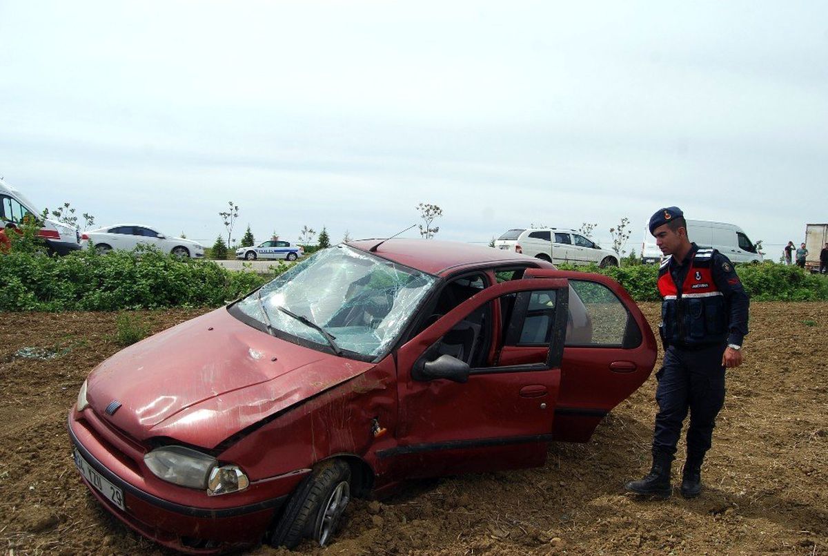 Tekirdağ\'da Trafik Kazası: 1\'i Bebek 4 Yaralı