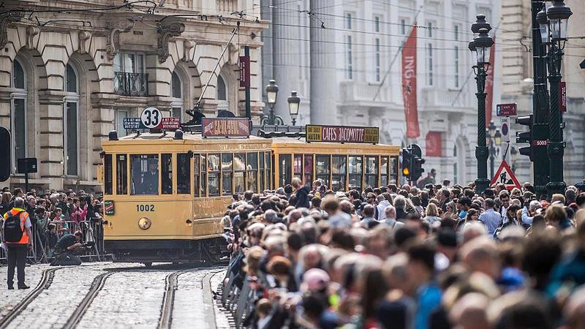 Video | Brüksel\'de Müzeden Çıkarılan Tramvaylar 150. Yaş Günlerinde Nostalji Yaşattı