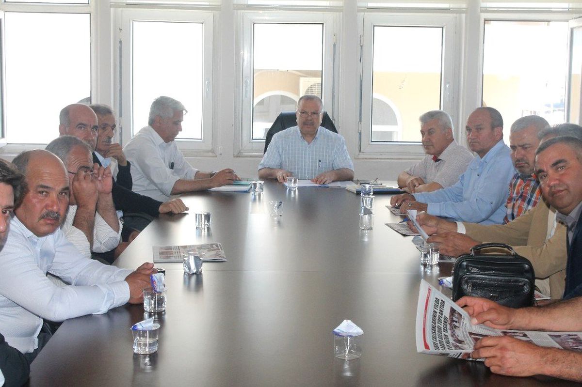 Yumurtalık\'da Muhtarlara Seminer