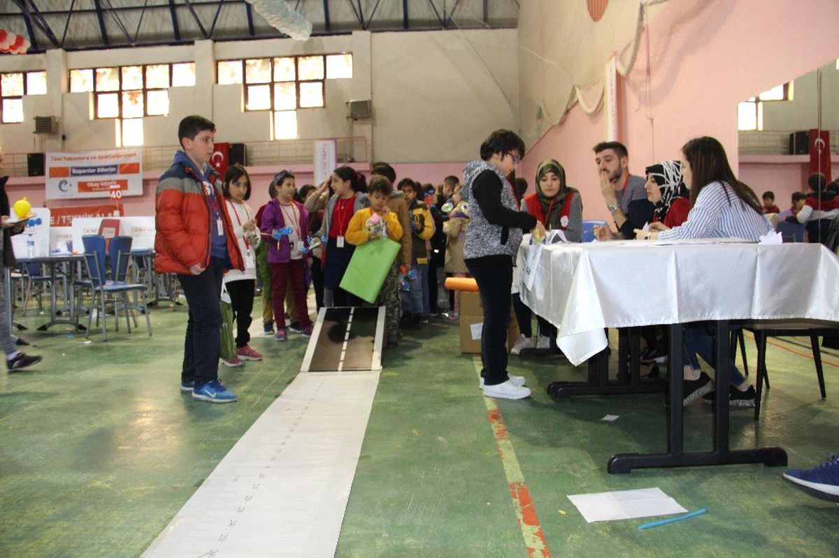400 Genç Geleceğin Teknoloji Yıldızı Olmak İçin Yarıştı