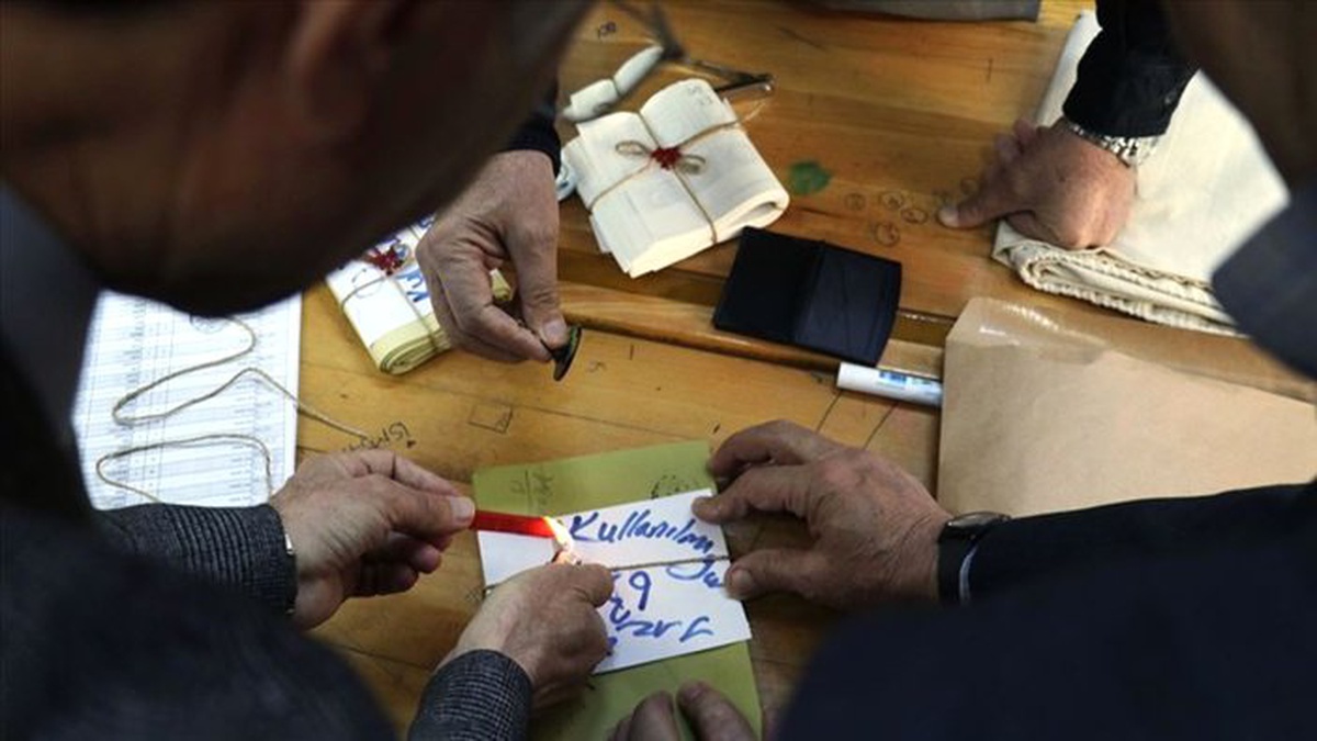 \'Seçimlerde usulsüzlük\' soruşturmasında FETÖ izi