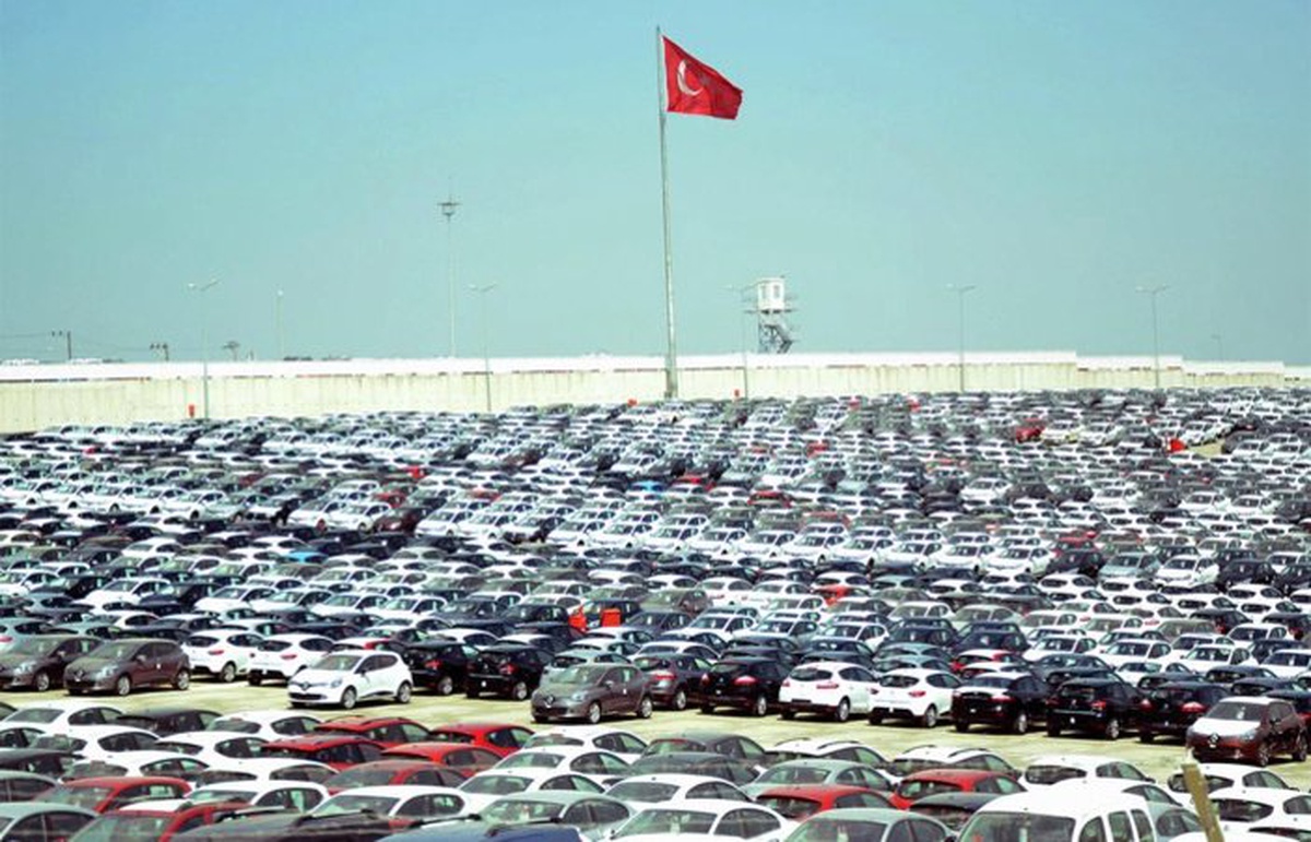 Otomotiv ihracatı nisanda 2,6 milyar dolar