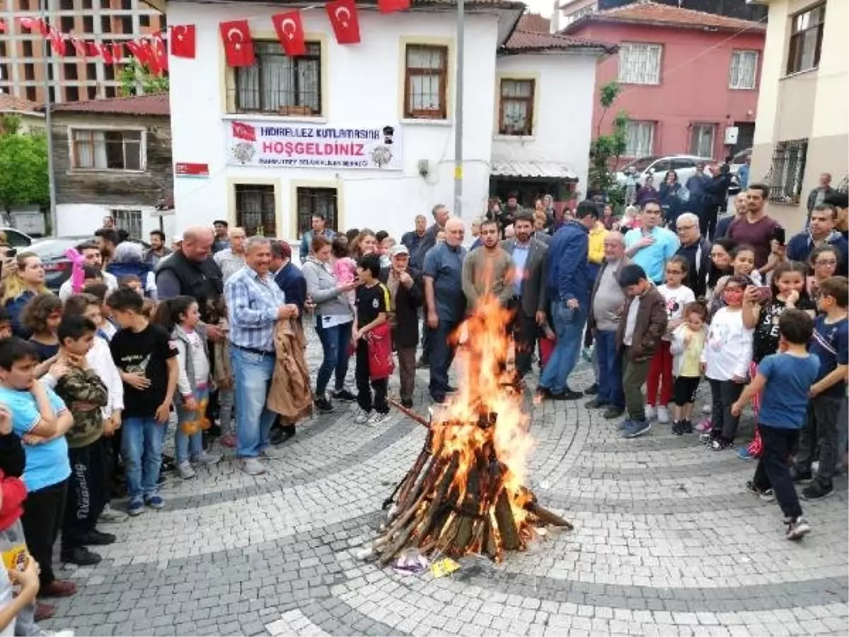Bağcılar\'da Gölbe Bayramı ve Hıdrellez Kutlandı